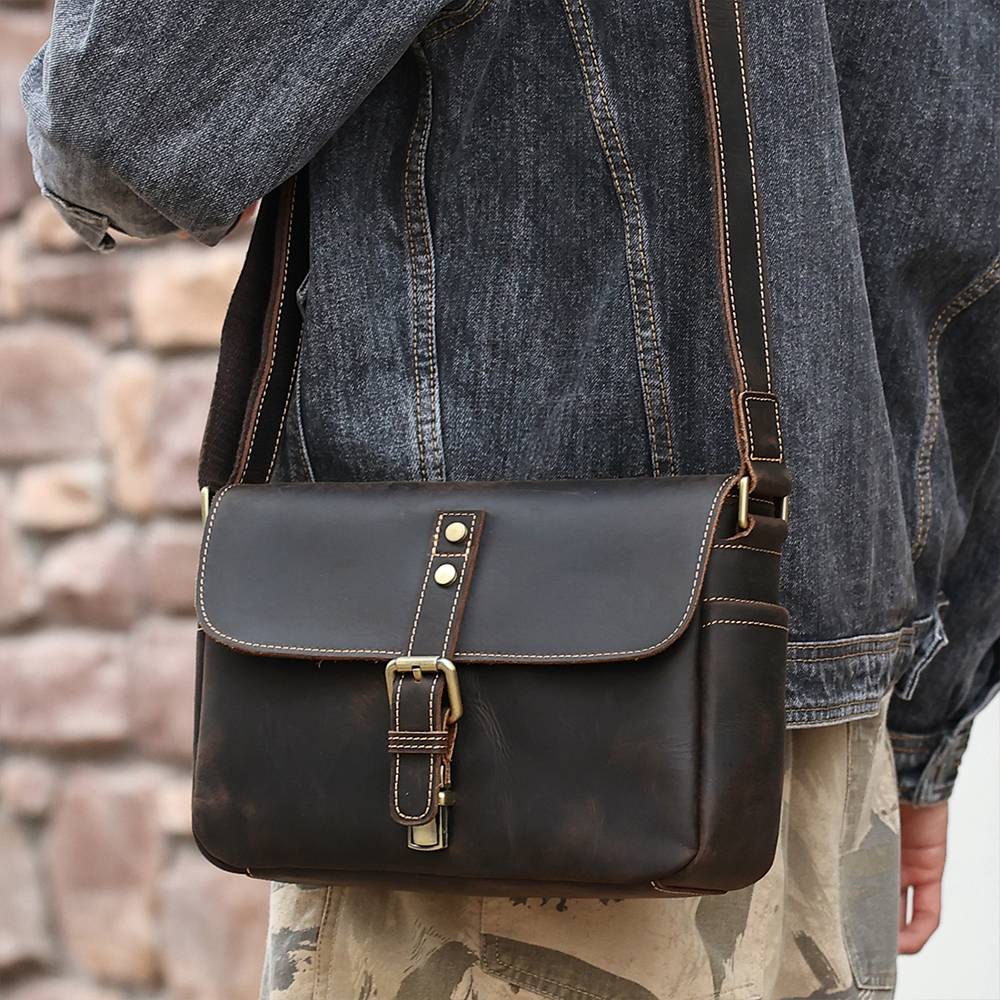 Women's leather messenger bag